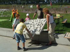 Jong en oud urenlang puzzel- en doolplezier